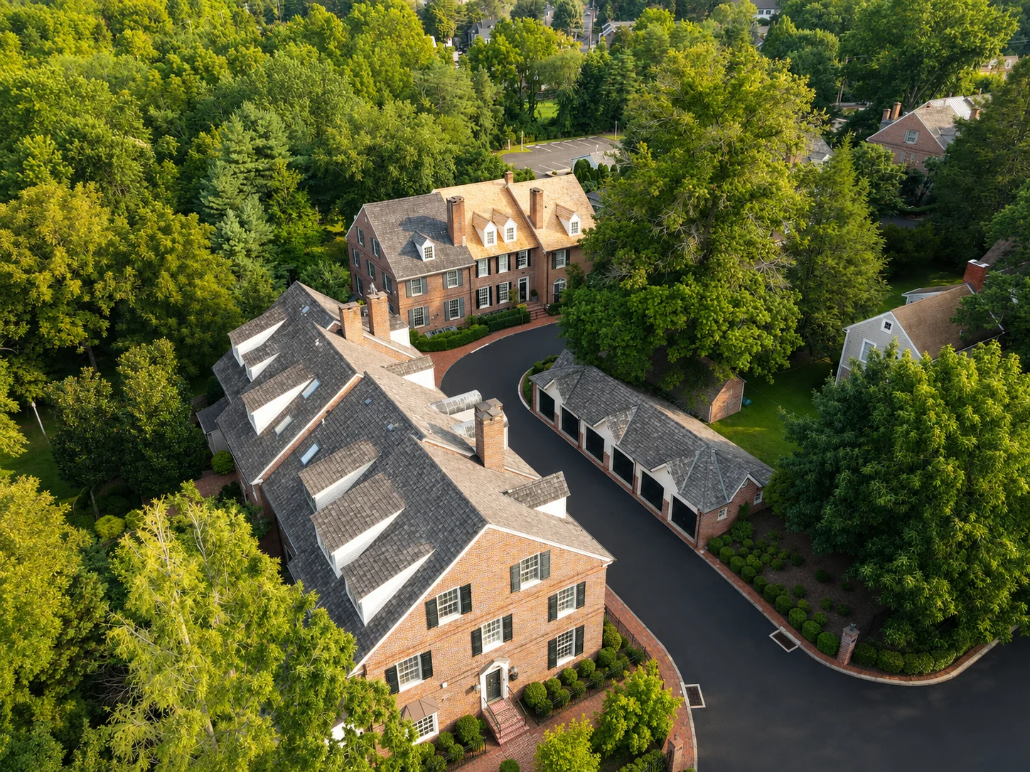 Luxury townhomes in Barclay Court in Newtown PA