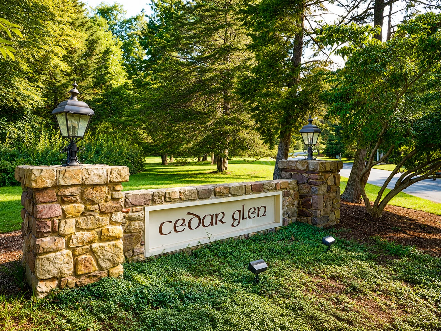 Entrance to Cedar Glen in New Hope PA