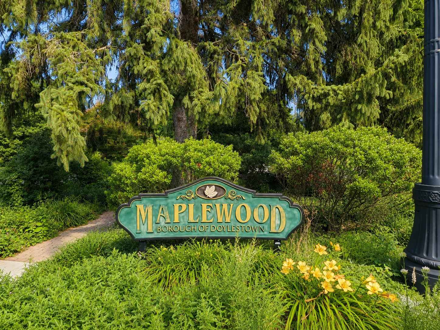Entrance to Maplewood