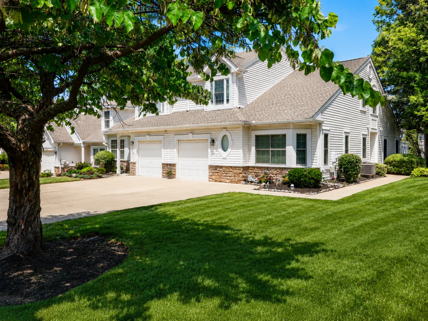 Homes and grounds at The Villages of Northampton