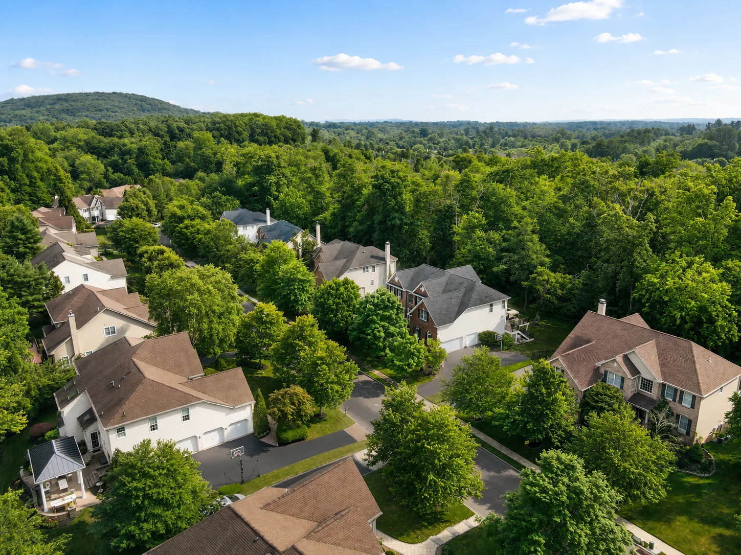 Homes in Upper Mountain Estates