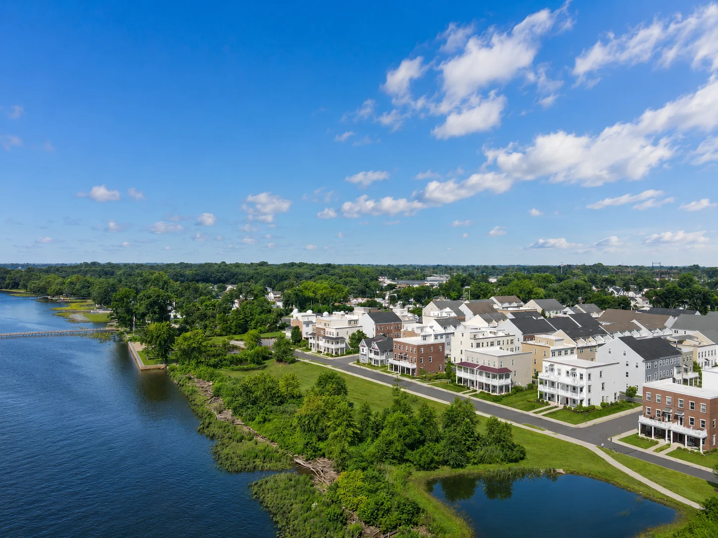 Amenities in Waterside