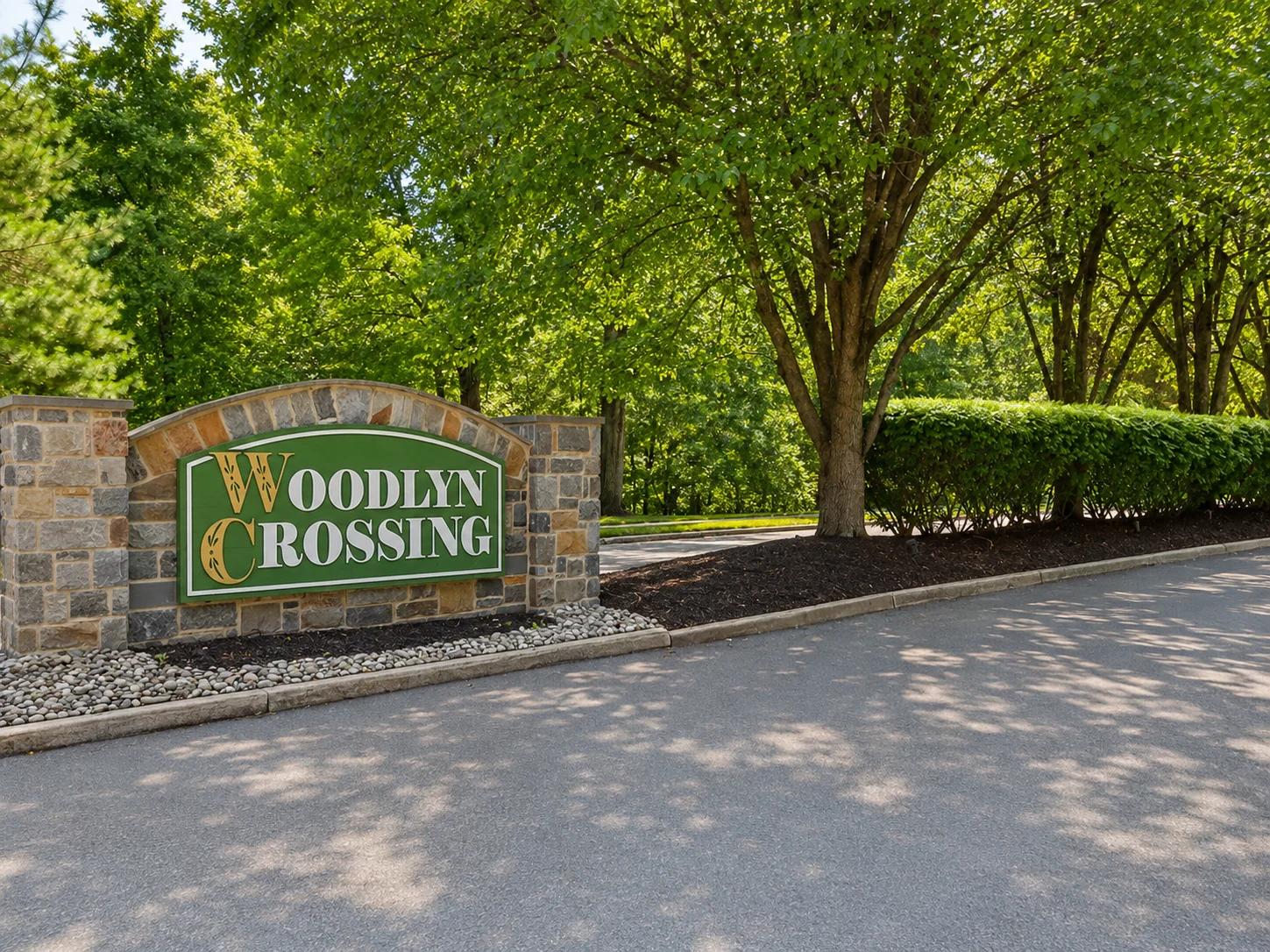 Entrance to Woodlyn Crossing in Feasterville PA